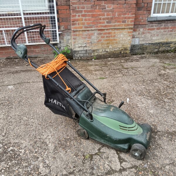 Hayter Envoy electric lawnmower with back box in working order