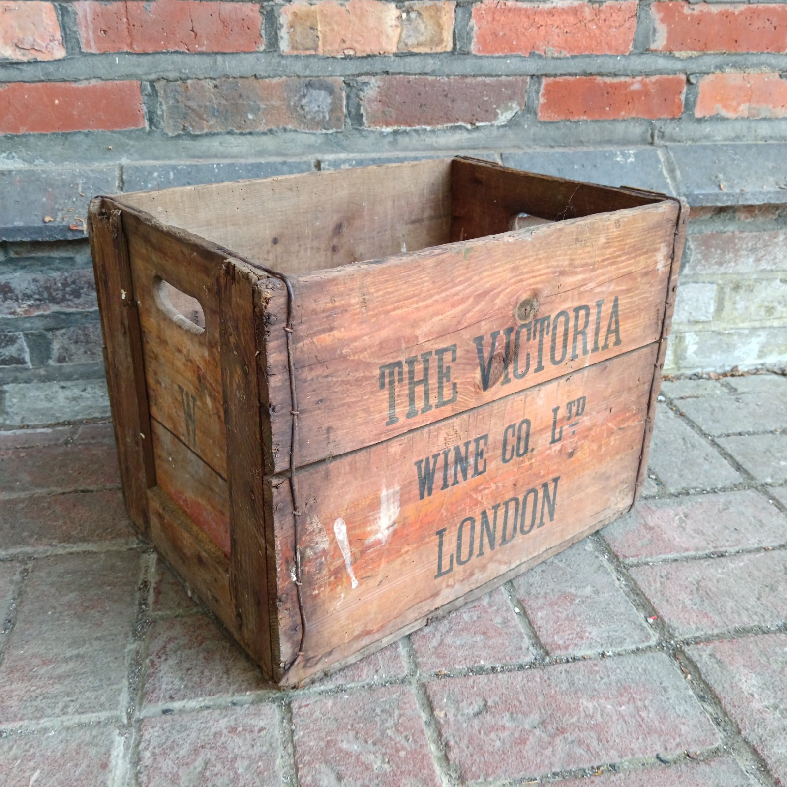 Antique Victoria Wine Co Ltd London wooden crate for collectors.
