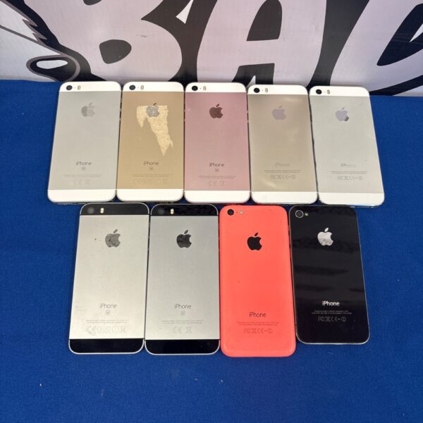 A lot of colourful Apple iPhone SE smartphones on display.