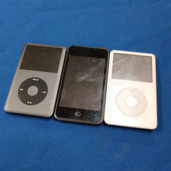 Front view of a silver Apple iPod Classic.