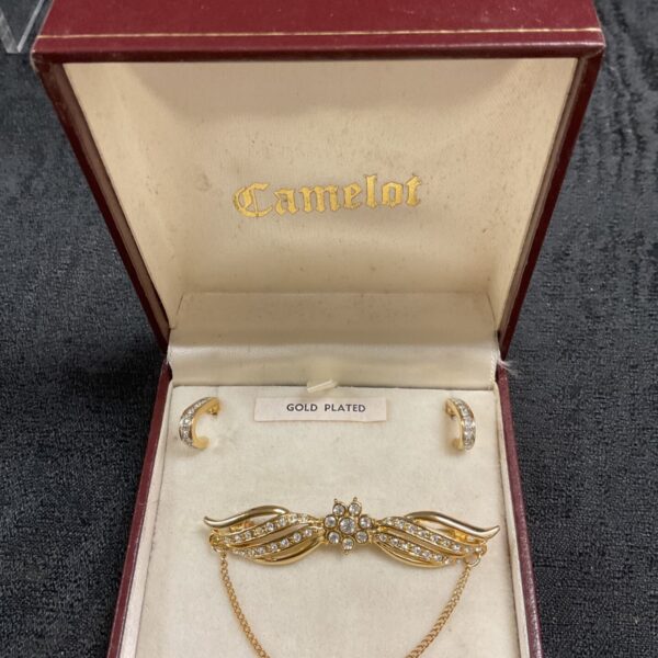 Camelot gold plated brooch and earrings set, vintage costume jewellery.