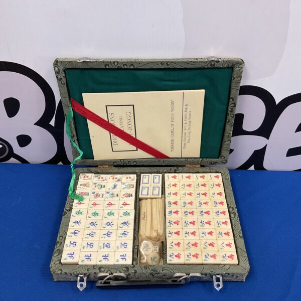 Vintage Chinese bone mahjong set from China National Arts & Crafts.