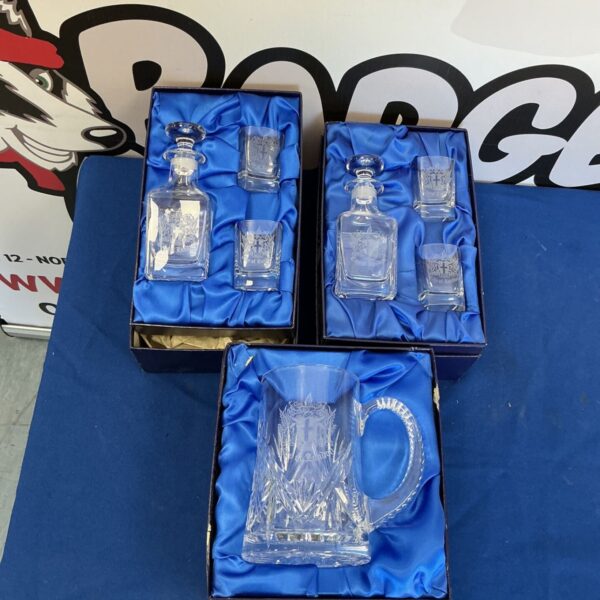 City of London tankards and decanters collection, vintage commemorative glassware.