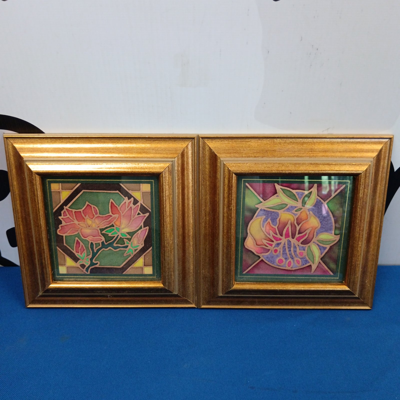 Vintage Elaine Rippon silk painting with vibrant floral design.