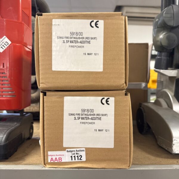 Boxed fire extinguisher model 5918/00, new in packaging.
