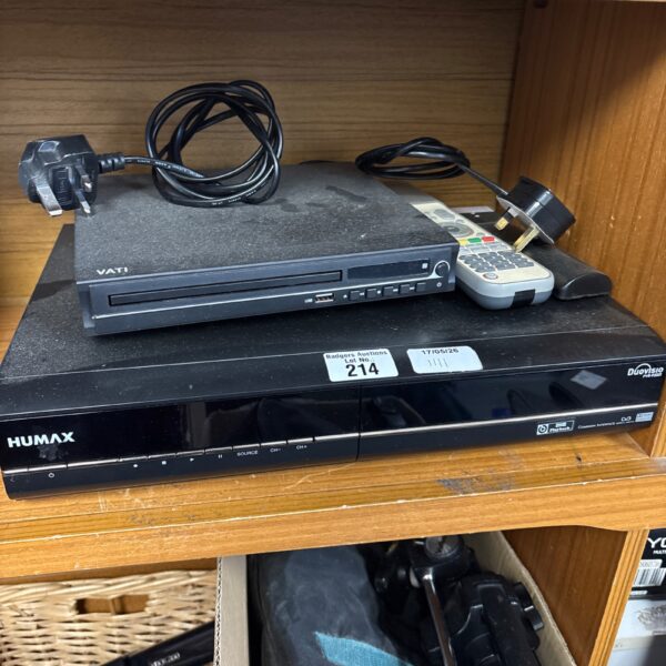 Humax Duovisio PVR 9200T with Vati DVD player, vintage digital recorder.