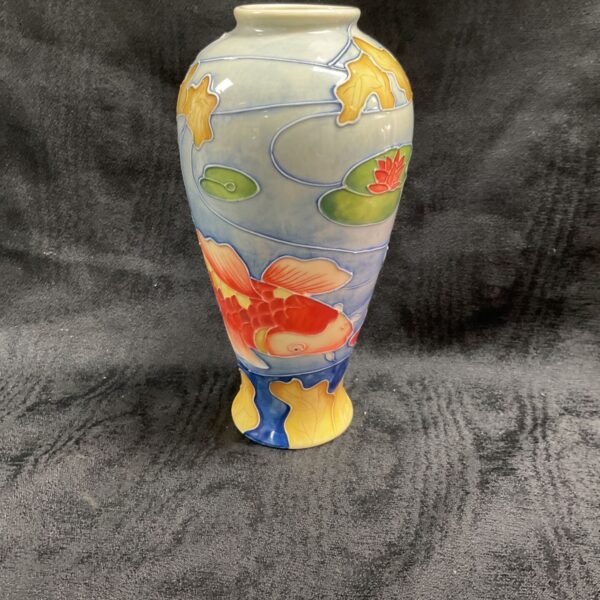 Benaya studio vase by michael menashy signed 8" high