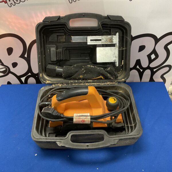 JCB 240V power planer in its original carrying case.