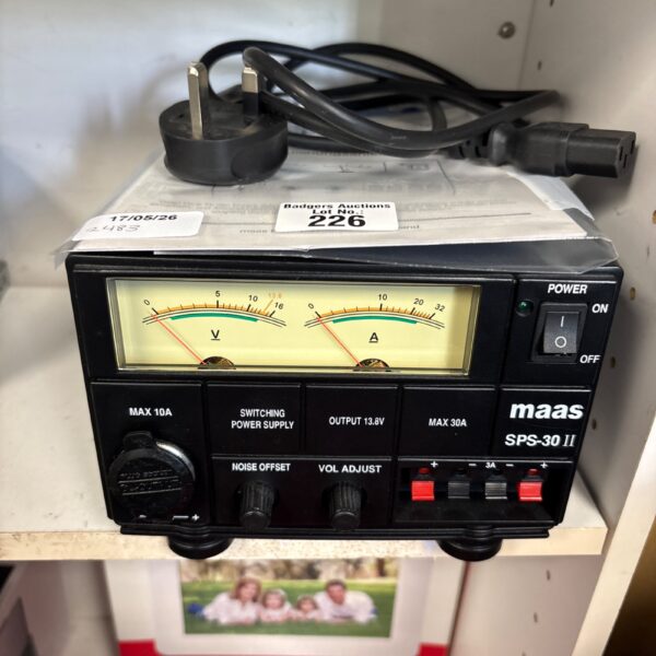 Vintage Maas SPS-30 II switching power supply with meter.