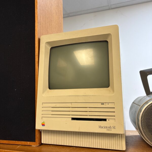Vintage Apple Macintosh SE computer, front view.