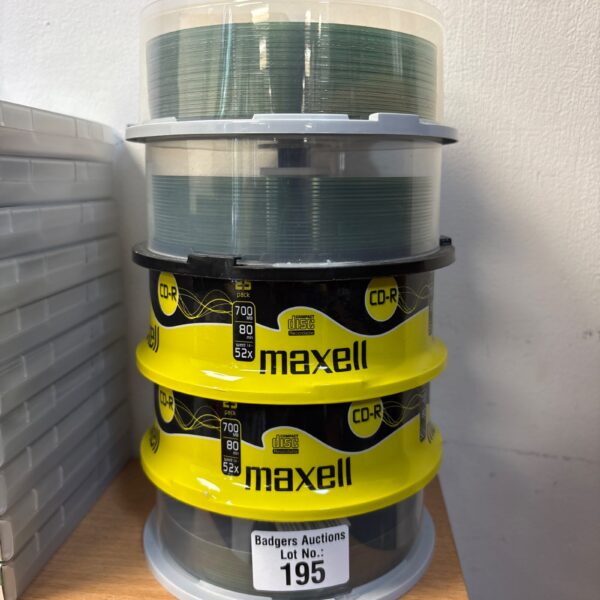 Lot of blank Maxell CD-R discs for data storage.
