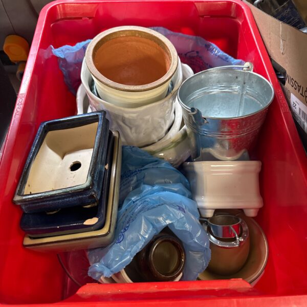 Assorted plant pots including a bonsai pot in a mixed lot.