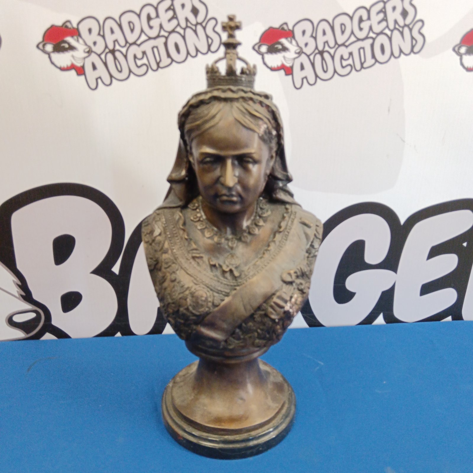 Antique bronze bust of Queen Victoria, a collectible historical sculpture.