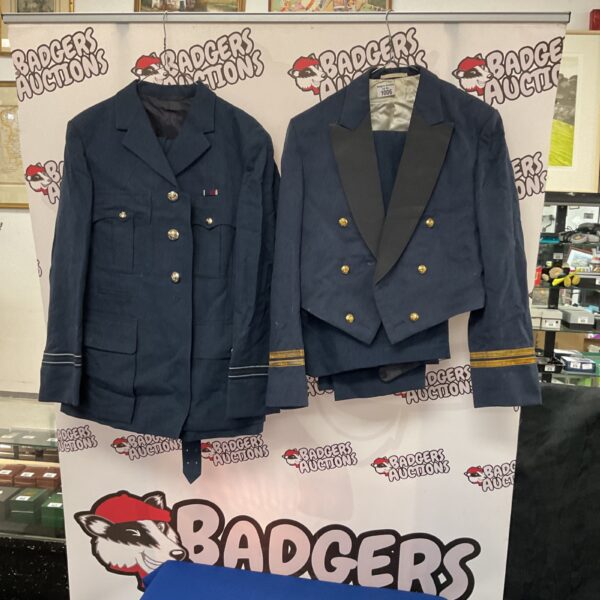 Front view of a vintage RAF Flight Lieutenant uniform.