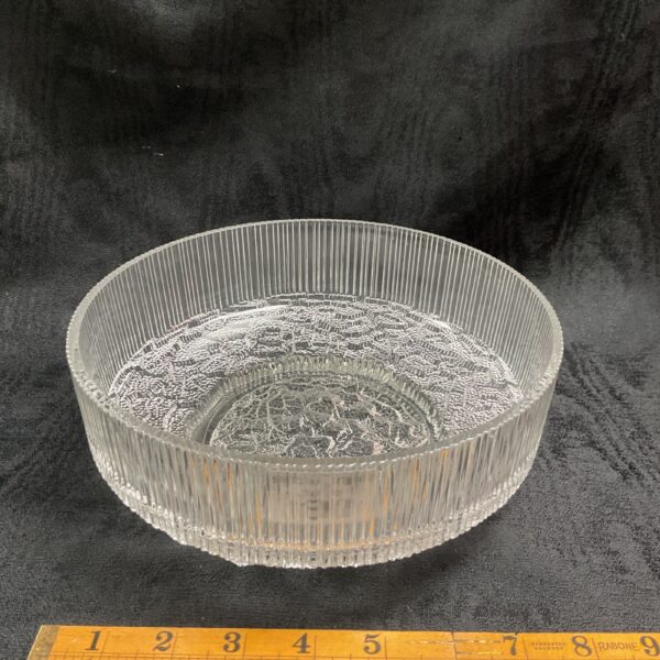 Clear glass Ravenhead Topaz bowl with ribbed design.