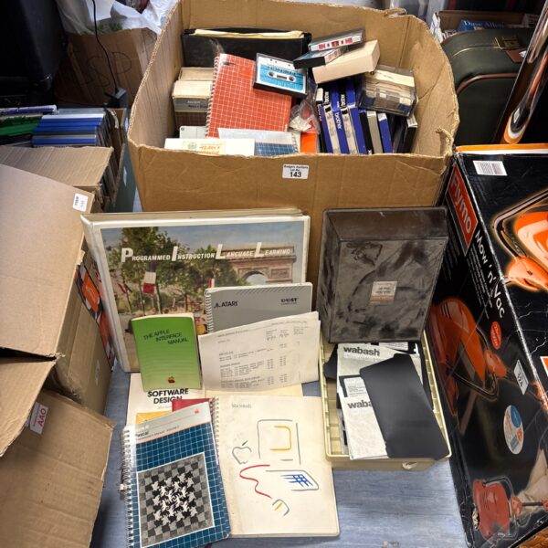 Large lot of vintage retro computing software and manuals.