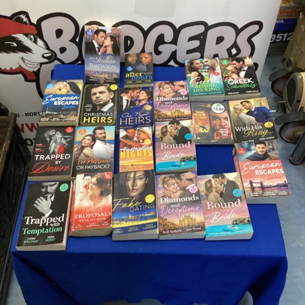 Vintage Mills & Boon romance novel collection, classic romantic fiction.