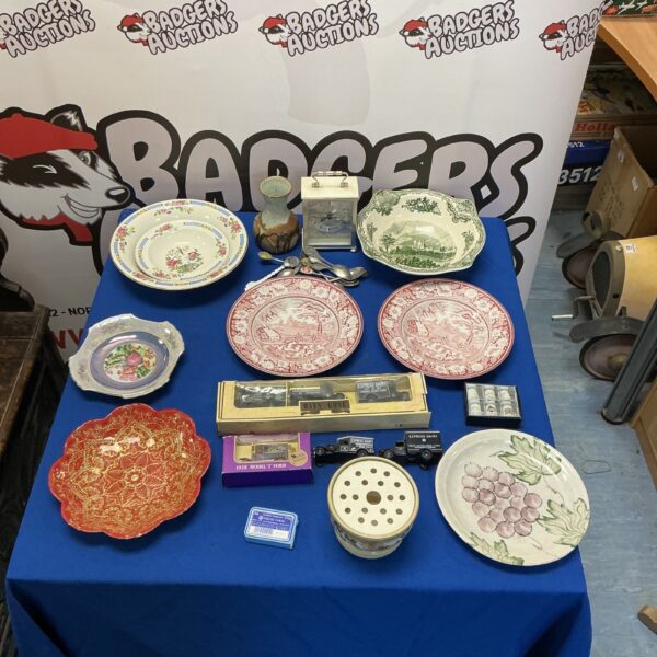 Mixed lot of vintage Royal Staffordshire plates and ceramics.