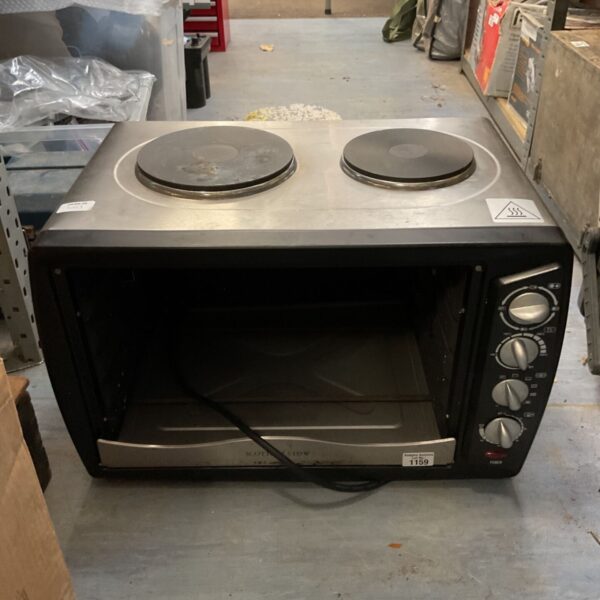 Scotts of Stow mini kitchen with convection oven and hot plates.