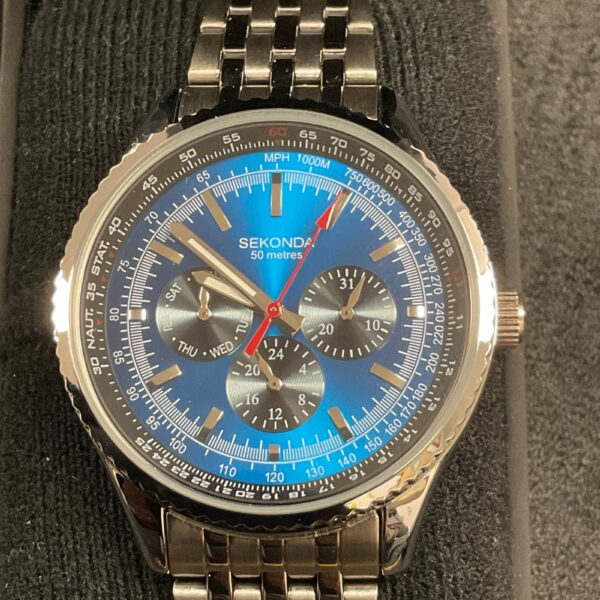 Sekonda mens watch with blue dial and stainless steel bracelet.