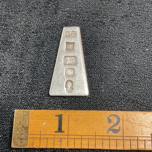 Hallmarked silver jubilee ingot, 15g, a collectible silver bar.