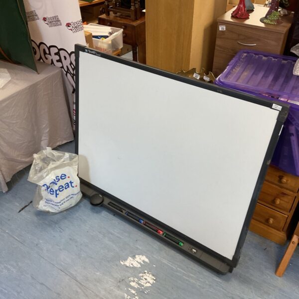 Used SmartTech Smart Board interactive whiteboard with pens and cables.