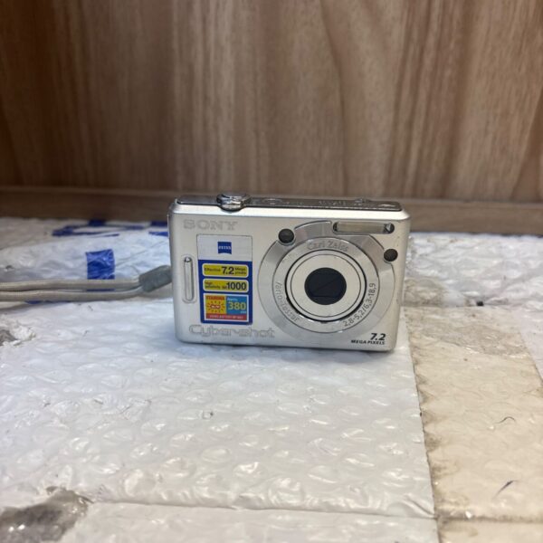 Silver Sony Cybershot DSC-W35 digital camera with Carl Zeiss lens.