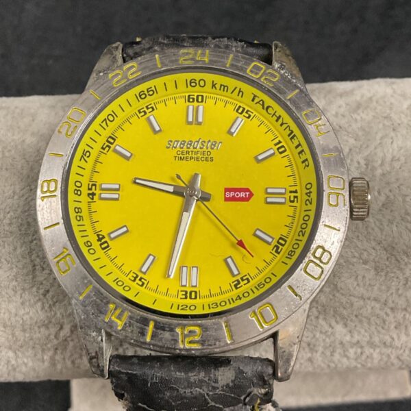 Vintage Speedster Sport quartz wristwatch with tachymeter bezel.