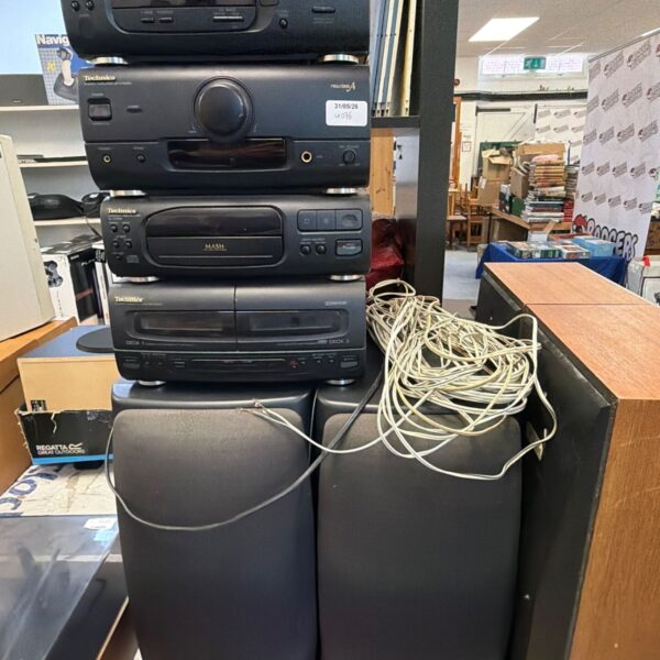 Vintage Technics tuner and speakers lot for audio enthusiasts.