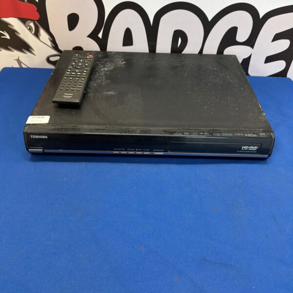 Toshiba HD-A30KU HD DVD player with remote control.