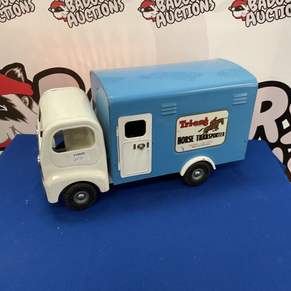 Vintage Triang horse transporter toy truck, side view.