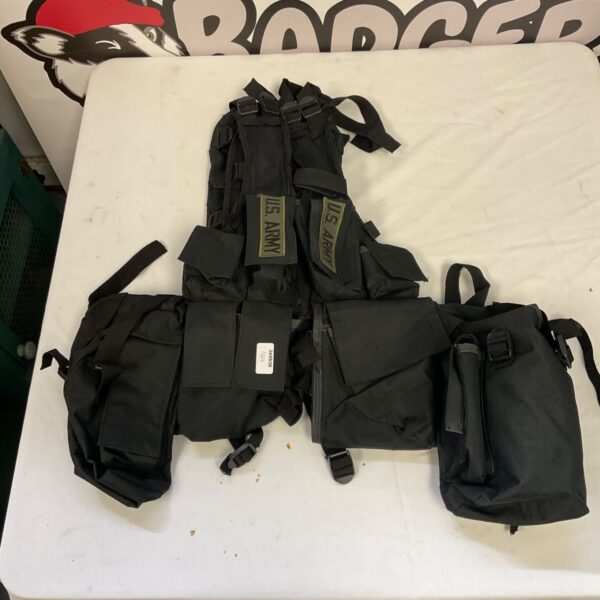 Front view of US Army tactical harness with pockets.