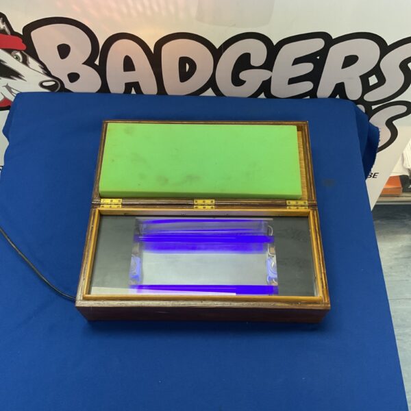 UV lightbox for forensic inspection and photography applications.