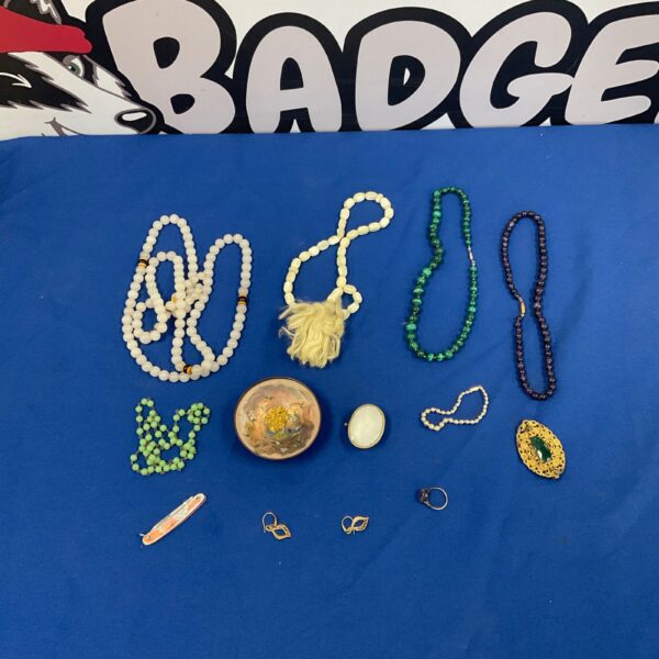 Vintage costume jewellery lot with malachite, jade, and pearl necklaces.