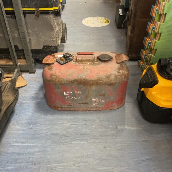 Vintage Evinrude 6-gallon steel gas tank for classic boats.