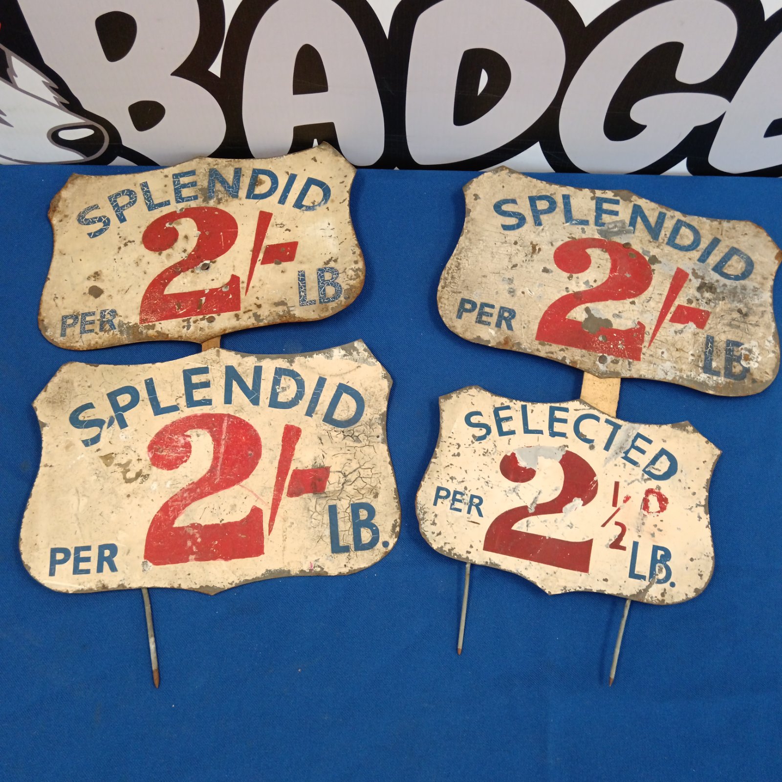 Vintage fruit market price sign showing "2" with "SPLENDID" above.