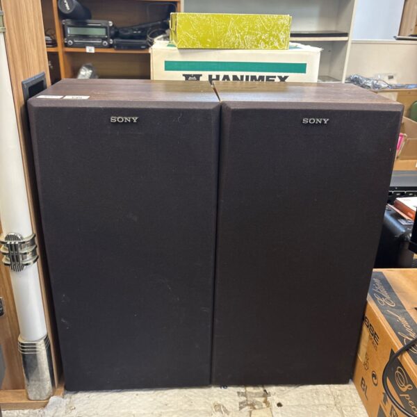 Vintage Sony SS-E30 speakers in woodgrain finish.