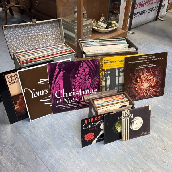 Lot of vintage vinyl records including classical music and Holst.