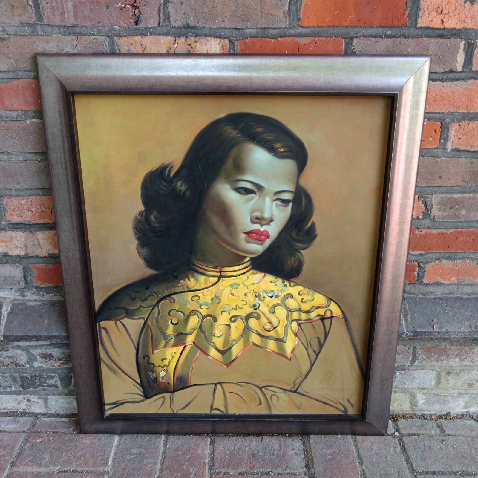 Vintage oil painting of a Chinese girl in the style of Vladimir Tretchikoff.