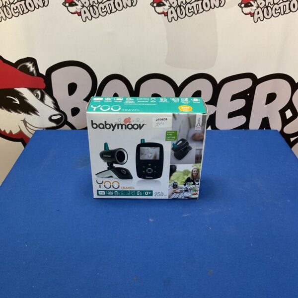 Babymoov Yoo Travel video baby monitor in original packaging.