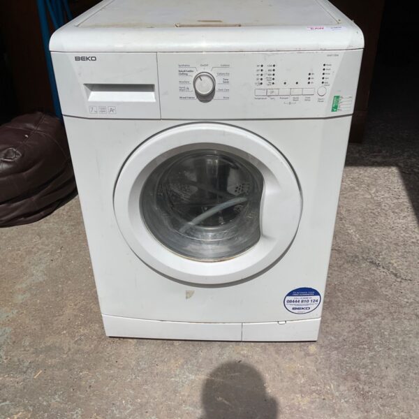 White Beko WM8129W washing machine with control panel visible.
