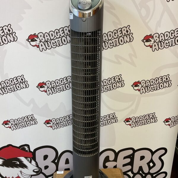 Bionaire 4ft floor standing oscillating fan in used condition.