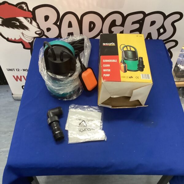 Blackspur SP150 submersible clean water pump in used condition.