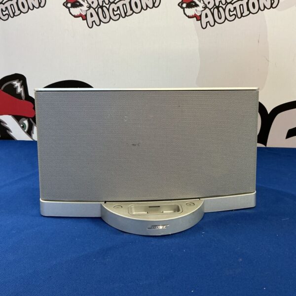 Bose SoundDock Series II digital music system speaker dock.