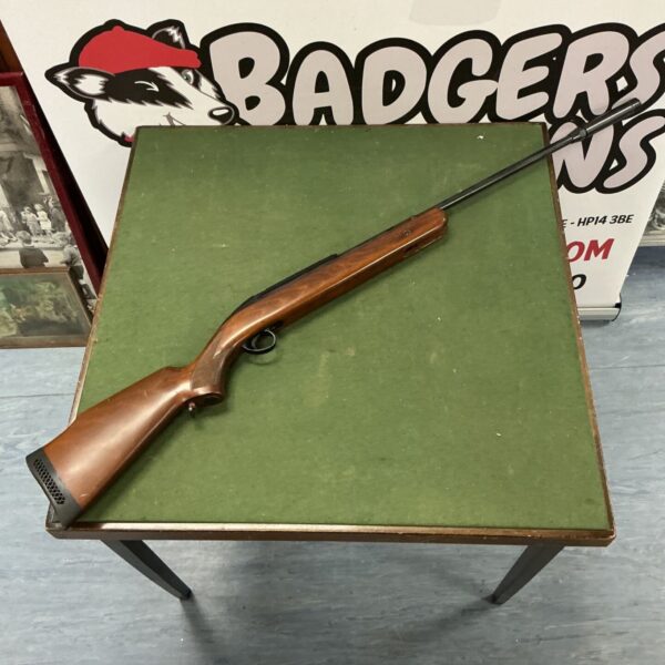 Vintage BSA Mercury Challenger .22 air rifle in good condition.