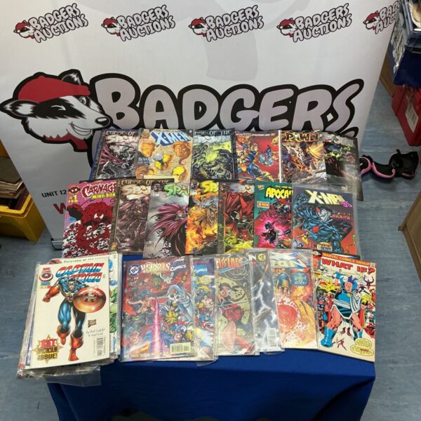 Assorted vintage comic book collection including X-Men and Spawn.