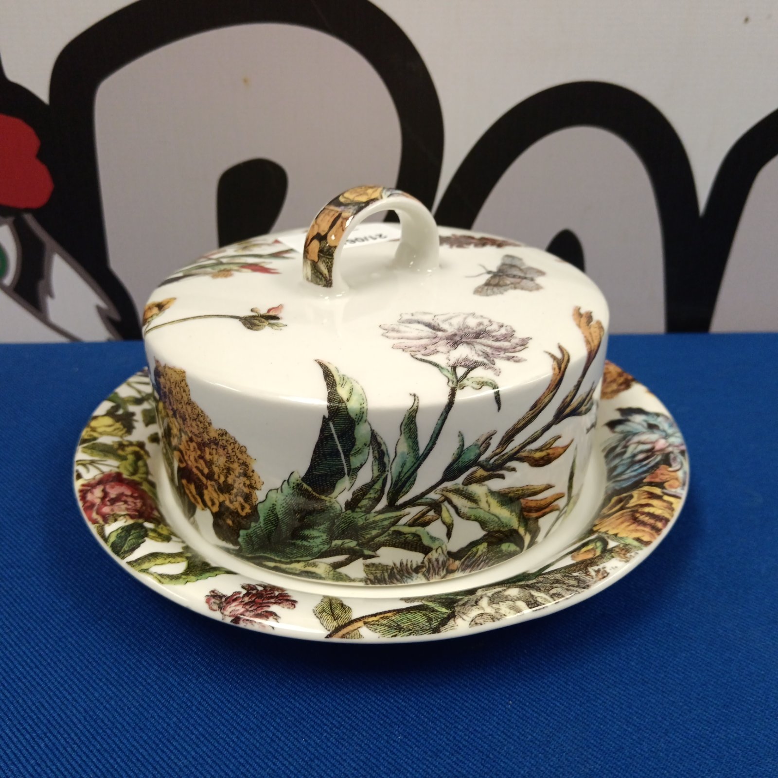Vintage Dunoon stoneware butter dish with floral pattern.