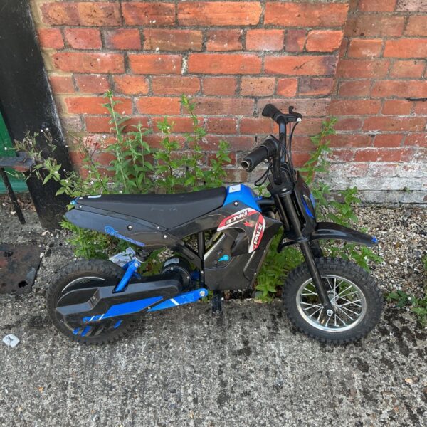 Blue and white Evercross MY8035 kids electric bike.