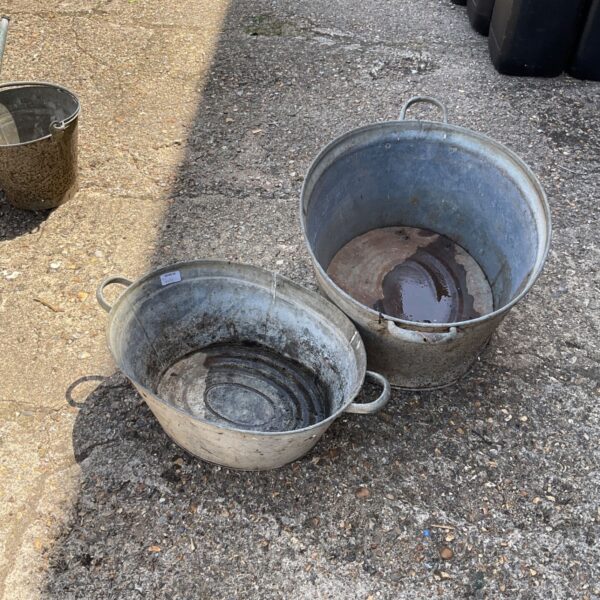 Pair of vintage galvanised wash tubs, ideal for garden use.