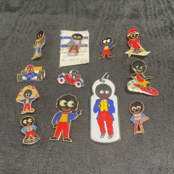 Vintage Golly badges selection including keyring and magnet.